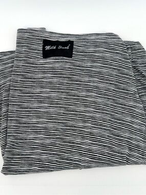 Milk Snob Black & White Striped Nursing Cover